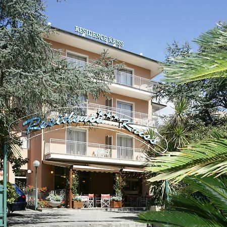 Residence Hotel Kriss Deiva Marina Εξωτερικό φωτογραφία
