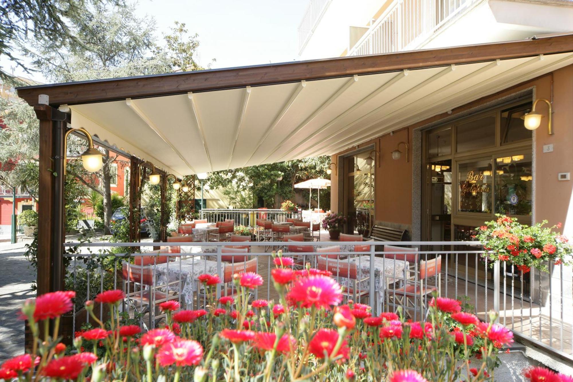 Residence Hotel Kriss Deiva Marina Εξωτερικό φωτογραφία