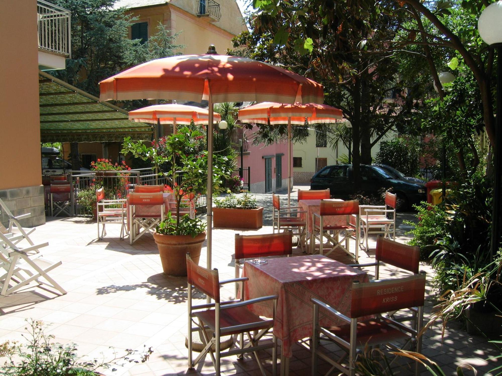 Residence Hotel Kriss Deiva Marina Εξωτερικό φωτογραφία