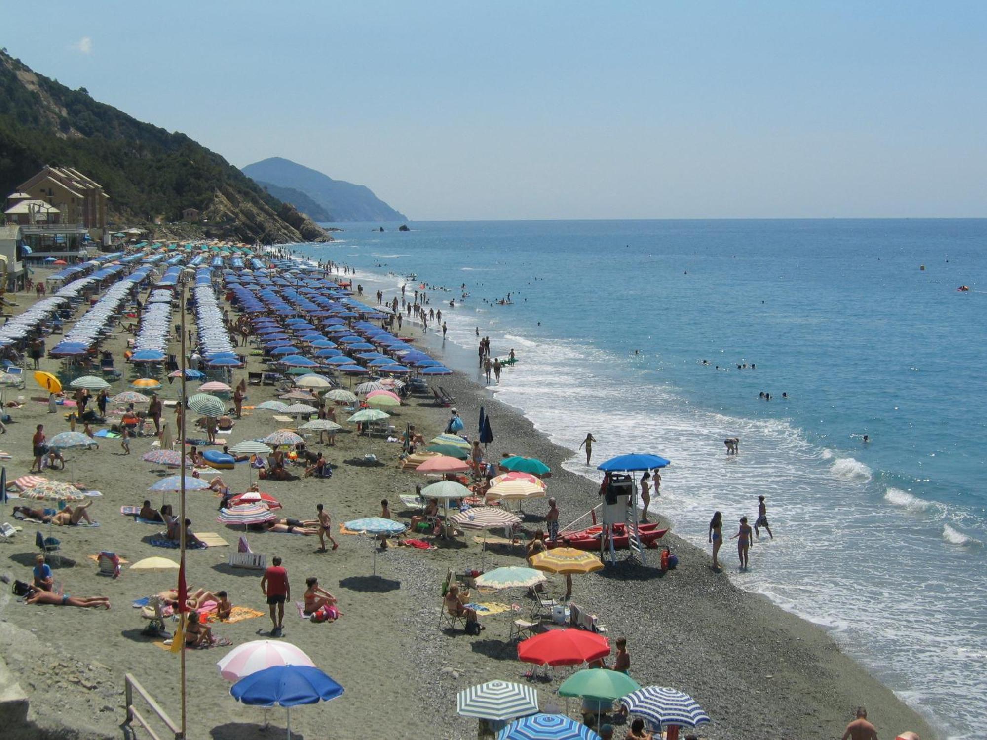 Residence Hotel Kriss Deiva Marina Εξωτερικό φωτογραφία