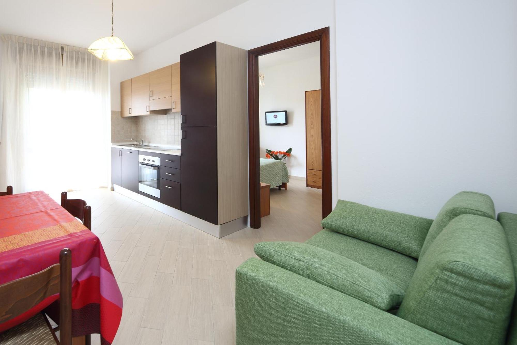 Residence Hotel Kriss Deiva Marina Εξωτερικό φωτογραφία