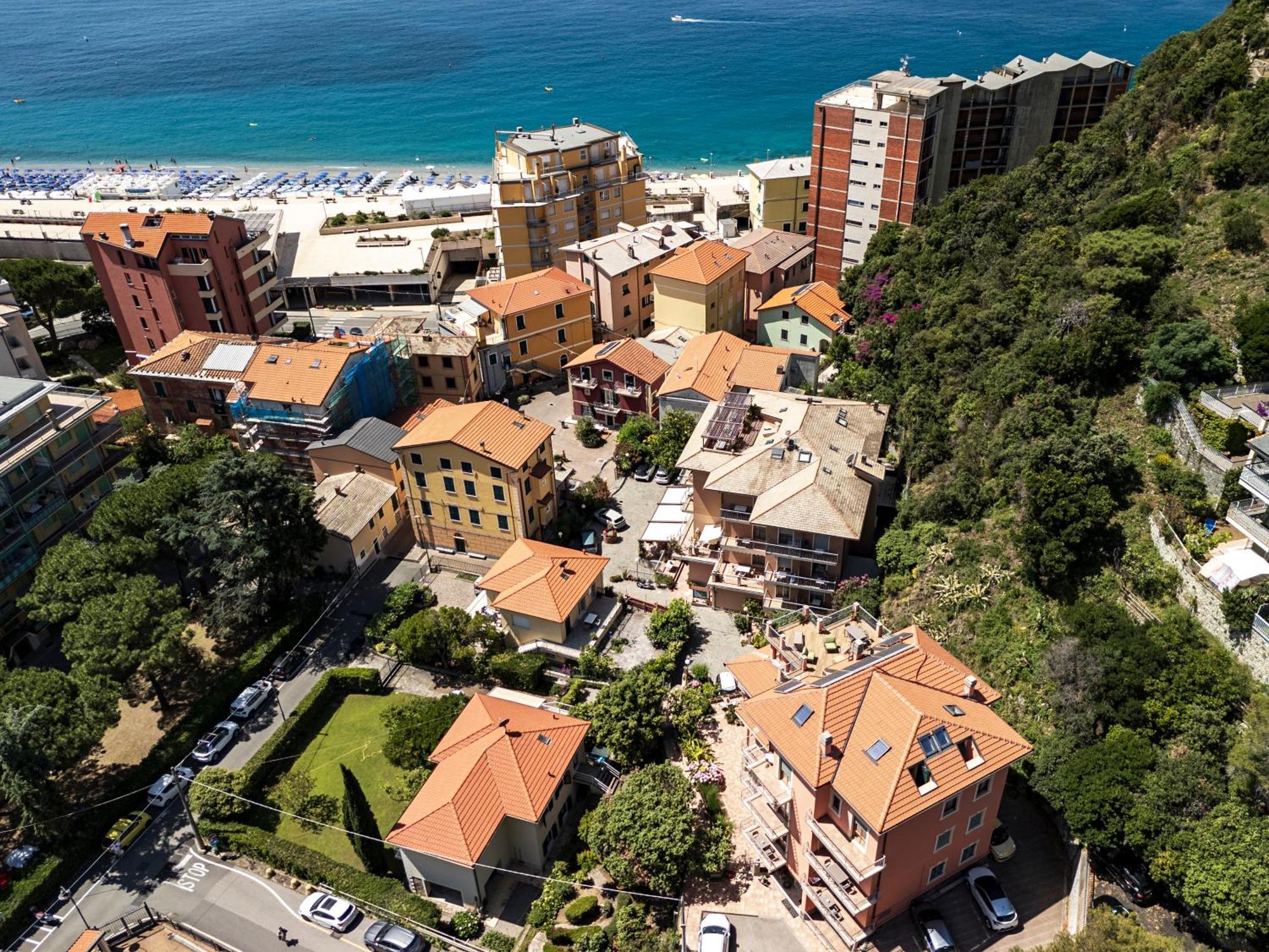 Residence Hotel Kriss Deiva Marina Εξωτερικό φωτογραφία