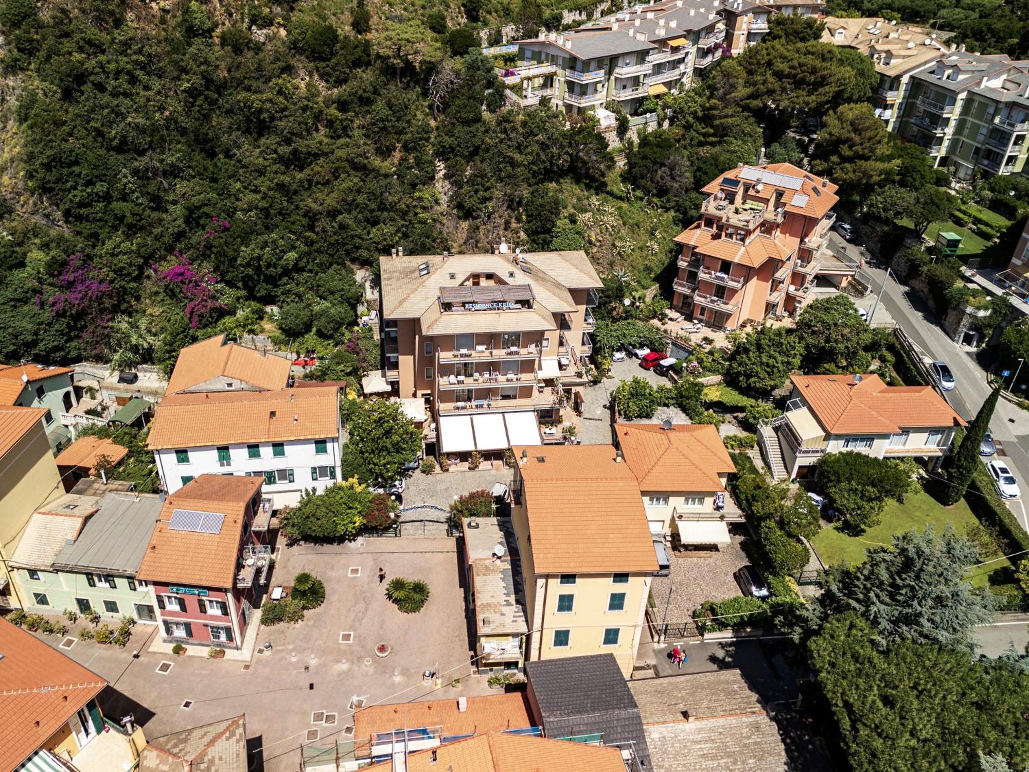 Residence Hotel Kriss Deiva Marina Εξωτερικό φωτογραφία