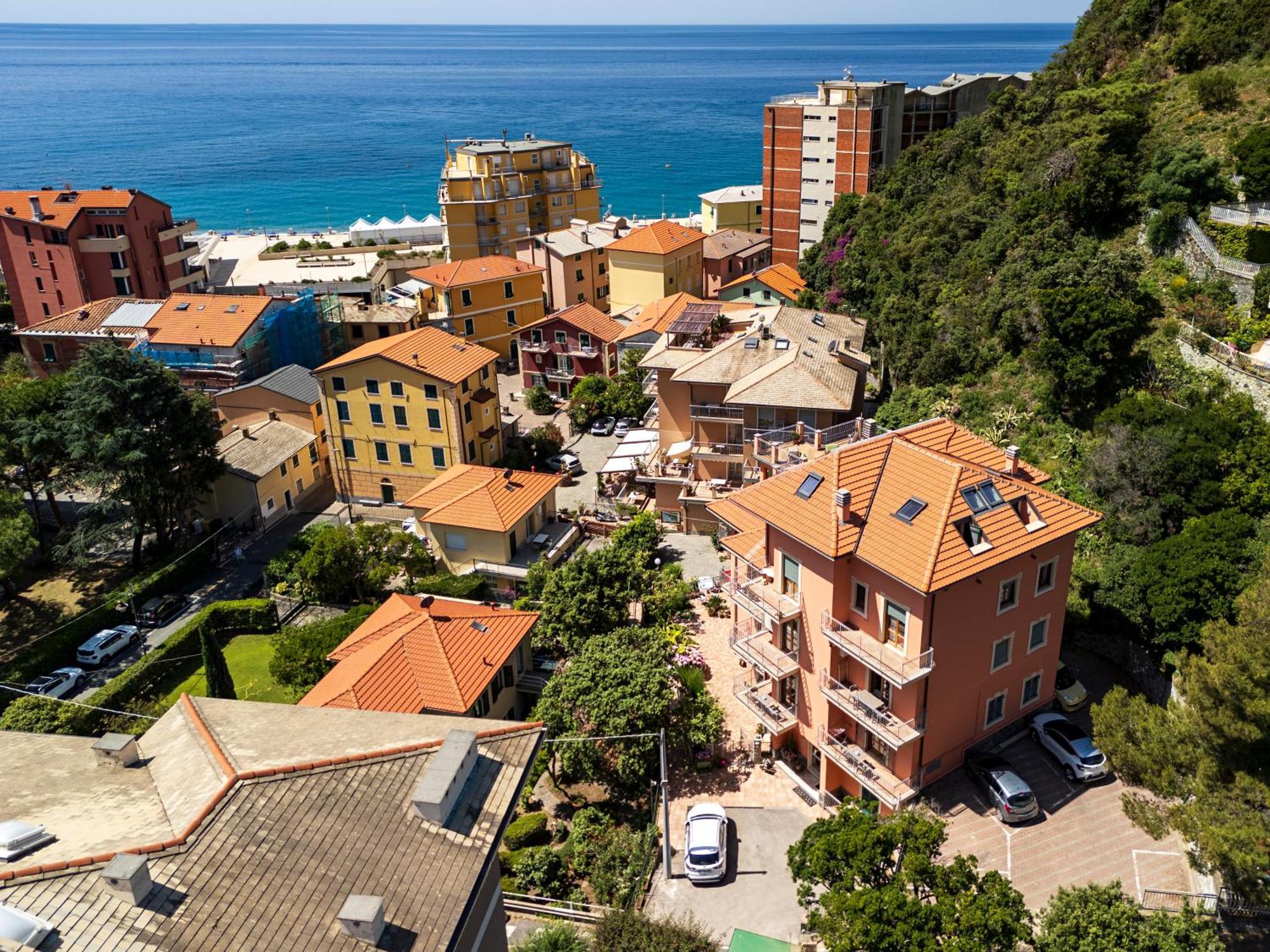 Residence Hotel Kriss Deiva Marina Εξωτερικό φωτογραφία